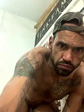 Snapshot of raphadoors19 chatting on October 12, 1:48 am raphadoors19 online show from October 12, 1:48 am