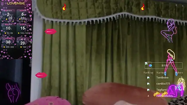 linapalacios online show from September 11, 11:27 pm