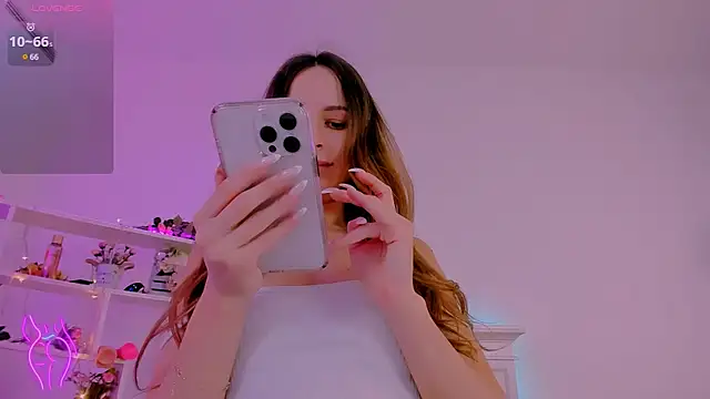 Alice in the  Wonderland online show from January 21, 6:43 am