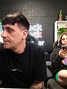 Snapshot of Elnonoykeila77 chatting on November 11, 10:21 pm Elnonoykeila77 online show from November 11, 10:21 pm