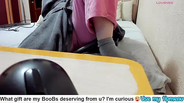 BustyMarina online show from October 8, 8:39 pm