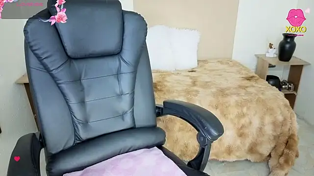 Snapshot of AnisiaFarina chatting on November 4, 11:42 am AnisiaFarina online show from November 4, 11:42 am