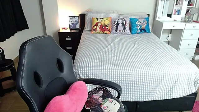 kittykat18x online show from March 12, 11:22 pm