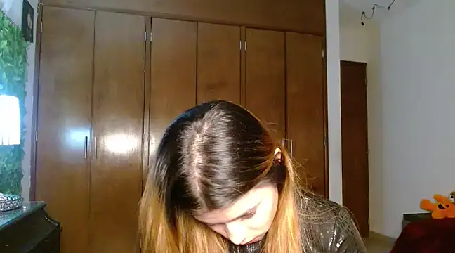 3littleschoolteens online show from February 28, 5:59 am