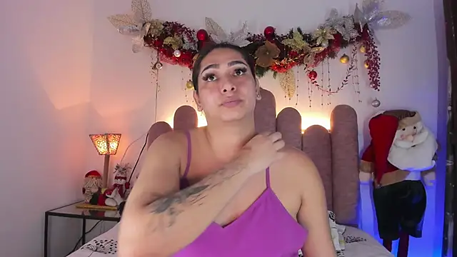 ISABELLASSMITH online show from December 19, 9:38 pm