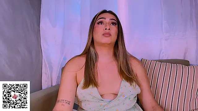 ISABELLASSMITH online show from November 8, 5:12 pm