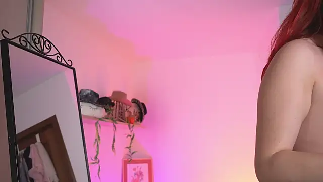 Amaliamour online show from March 12, 6:40 am