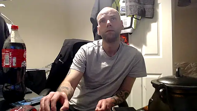 Snapshot of Atheist777 chatting on February 1, 9:35 pm Atheist777 online show from February 1, 9:35 pm