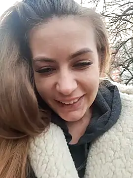 Keli Jessi online show from December 20, 1:11 pm