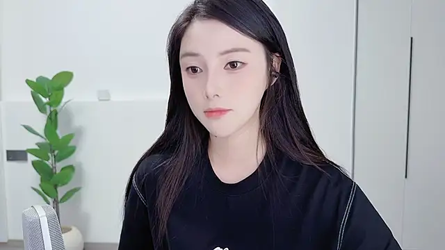 HaagenDazs  online show from October 8, 1:09 pm