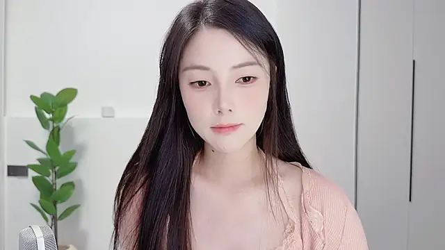 HaagenDazs  online show from October 9, 1:31 pm