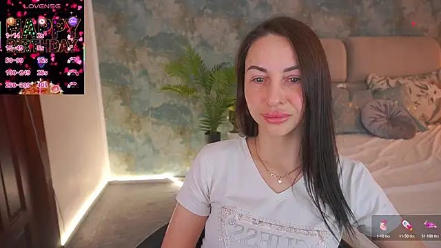 KristiiMax online show from April 5, 8:22 am