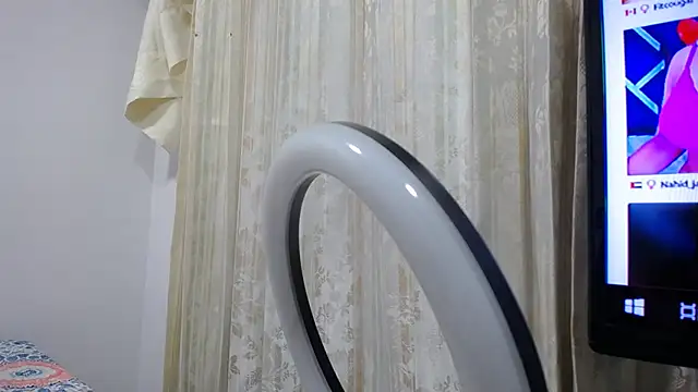 Snapshot of Ursulawhite69 chatting on February 16, 1:14 am Ursulawhite69 online show from February 16, 1:14 am