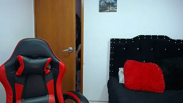 Snapshot of Ursulawhite69 chatting on October 2, 3:30 pm Ursulawhite69 online show from October 2, 3:30 pm