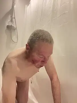 Snapshot of boilinghot123 chatting on October 29, 5:25 pm boilinghot123 online show from October 29, 5:25 pm