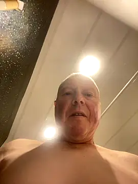 Snapshot of boilinghot123 chatting on November 14, 4:49 pm boilinghot123 online show from November 14, 4:49 pm