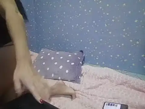 Snapshot of --Karina-- chatting on December 15, 6:37 pm --Karina-- online show from December 15, 6:37 pm