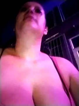 keilymadam online show from December 14, 5:13 am