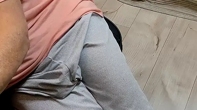 Snapshot of scorvierge@xh chatting on November 21, 4:49 pm scorviergexh online show from November 21, 4:49 pm