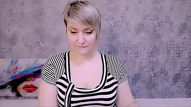 Djullia online show from March 7, 9:07 am