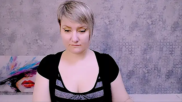 Djullia online show from March 13, 9:10 am