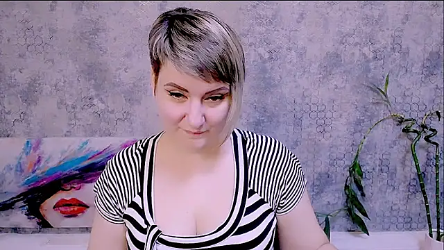 Djullia online show from November 10, 12:48 pm