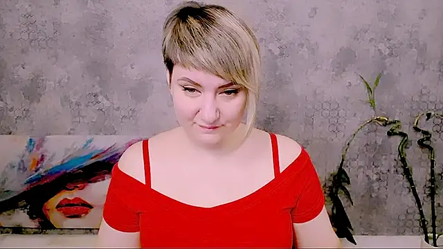 Djullia online show from February 14, 8:33 am