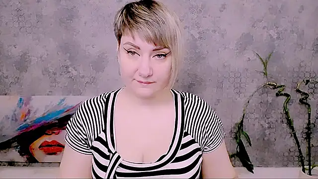 Djullia online show from February 28, 6:25 am