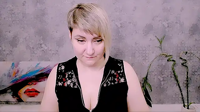 Djullia online show from March 21, 8:19 am