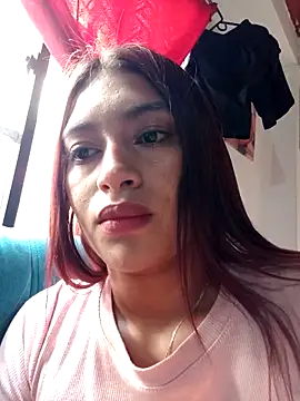 annie-19 online show from September 27, 3:06 pm