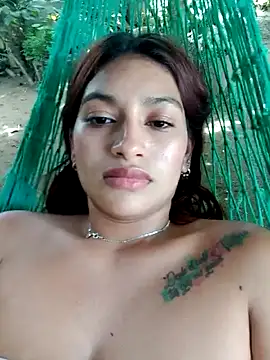 annie-19 online show from October 12, 5:56 pm