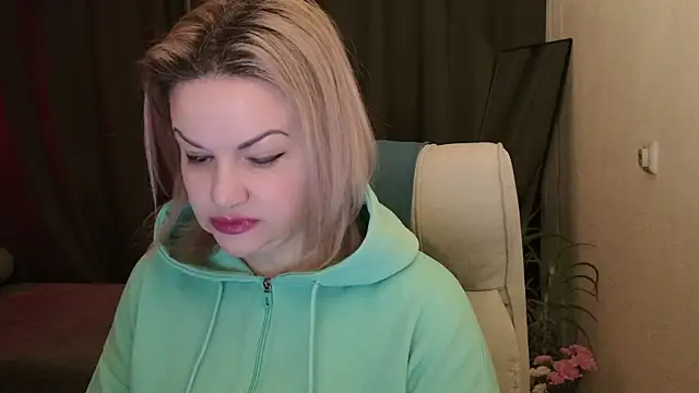 MishaMILF online show from March 15, 5:59 pm