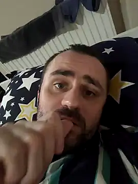 Snapshot of Govora chatting on December 24, 5:44 pm Govora online show from December 24, 5:44 pm