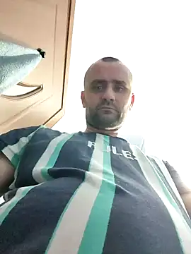 Snapshot of Govora chatting on January 10, 12:06 am Govora online show from January 10, 12:06 am