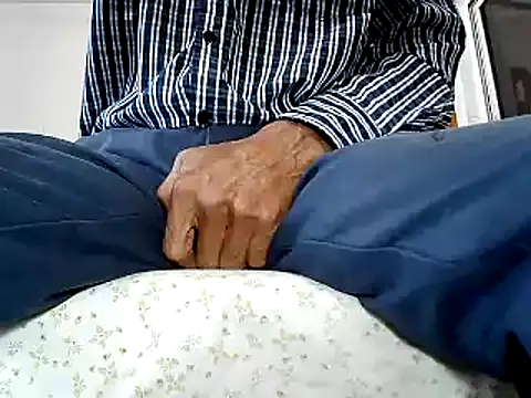 Snapshot of manan28 chatting on January 23, 7:43 am manan28 online show from January 23, 7:43 am