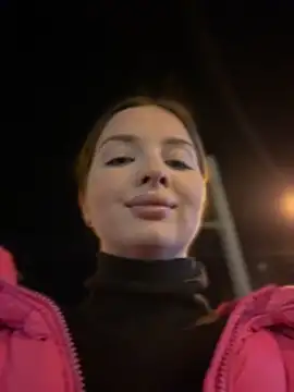 KrisMagnoly online show from April 10, 7:07 pm