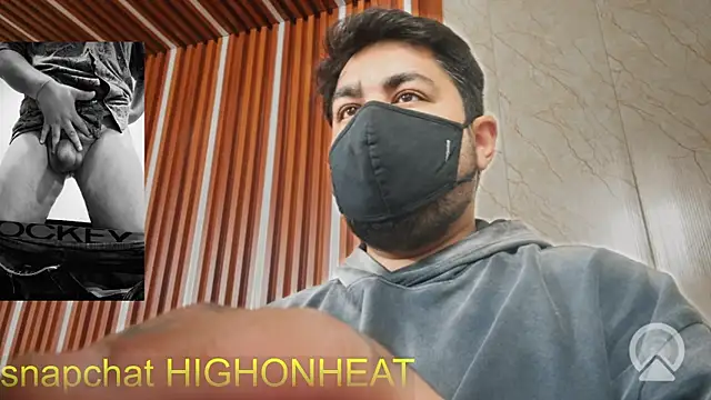 Snapshot of A4h_odin1 chatting on November 15, 9:06 am A4h odin1 online show from November 15, 9:06 am