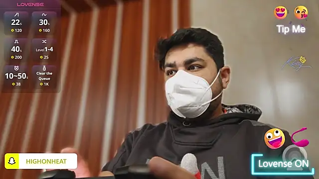 Snapshot of A4h_odin1 chatting on December 16, 7:13 am A4h odin1 online show from December 16, 7:13 am