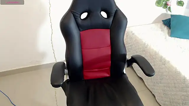 tania sweet   online show from February 28, 8:39 pm