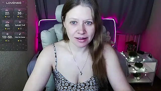 alekasamui online show from February 13, 10:11 pm