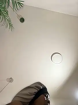 Snapshot of Tayra_Siny chatting on March 8, 11:16 am Tayra Siny online show from March 8, 11:16 am