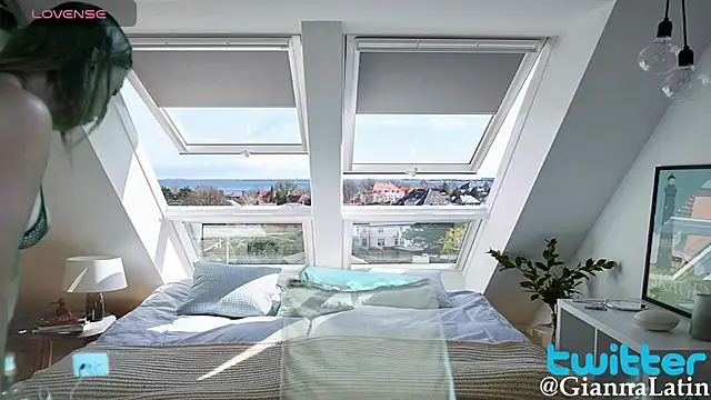 Gianna latin online show from January 28, 5:56 pm