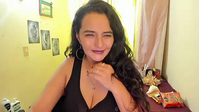 emma luxy online show from December 23, 1:13 pm