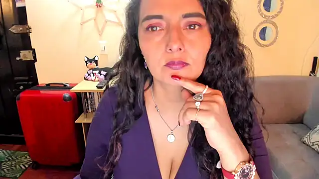 emma luxy online show from January 11, 5:10 am