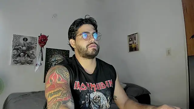 Snapshot of _Coddygold_ chatting on January 21, 11:46 am Coddygold online show from January 21, 11:46 am