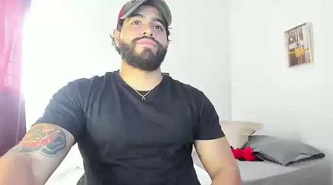 Snapshot of _Coddygold_ chatting on February 15, 4:01 pm Coddygold online show from February 15, 4:01 pm