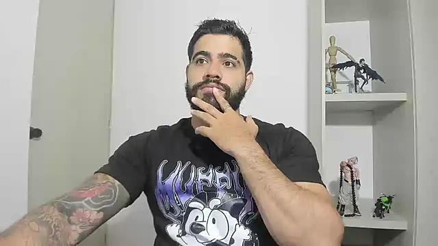 Snapshot of _Coddygold_ chatting on September 28, 12:10 pm Coddygold online show from September 28, 12:10 pm