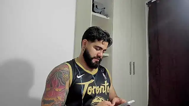 Snapshot of _Coddygold_ chatting on October 8, 12:41 am Coddygold online show from October 8, 12:41 am