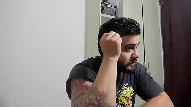 Snapshot of _Coddygold_ chatting on November 30, 11:36 am Coddygold online show from November 30, 11:36 am