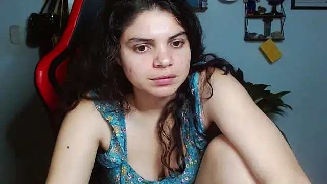 Snapshot of Nikkykora15 chatting on March 14, 3:04 am Nikkykora15 online show from March 14, 3:04 am